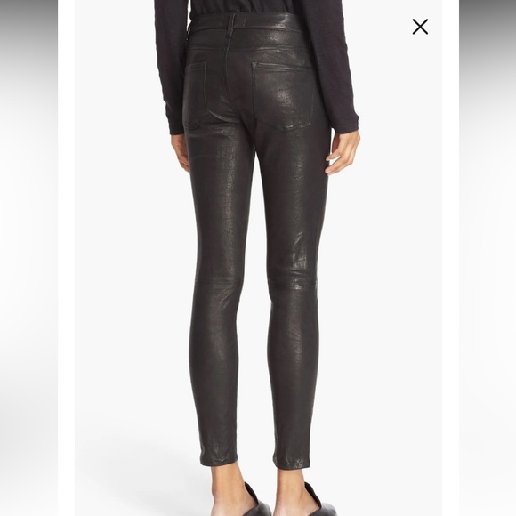 COPY - FRAME
Le High Ankle Straight Leg
Leather Jeans - Picture 3 of 10